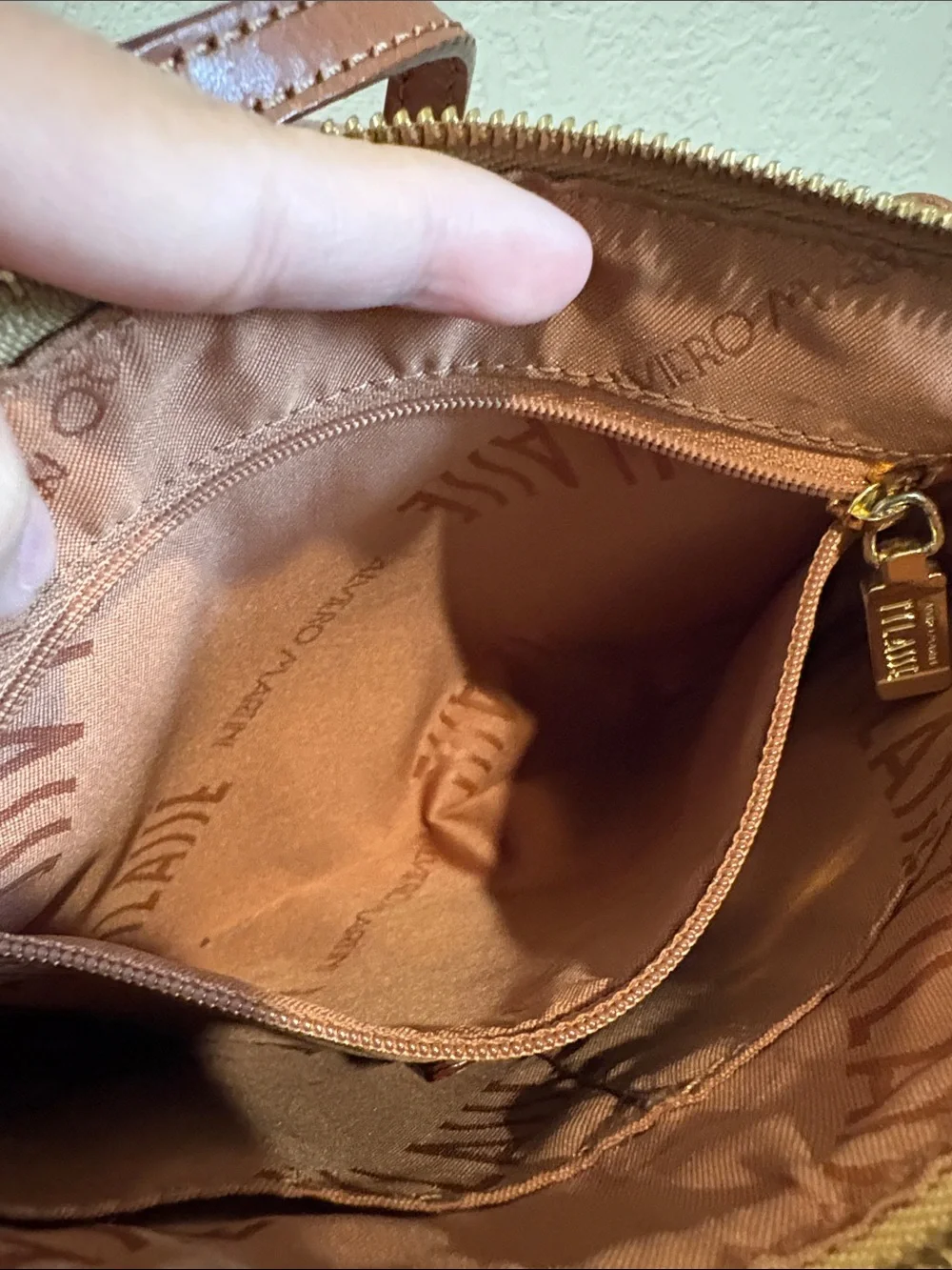 Alviero Martini Shoulder Bag made in Italy